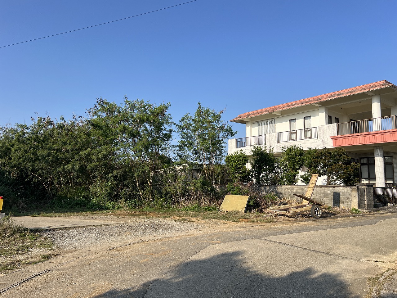 伊良部国仲　のんびりと暮らす　約270坪　原野