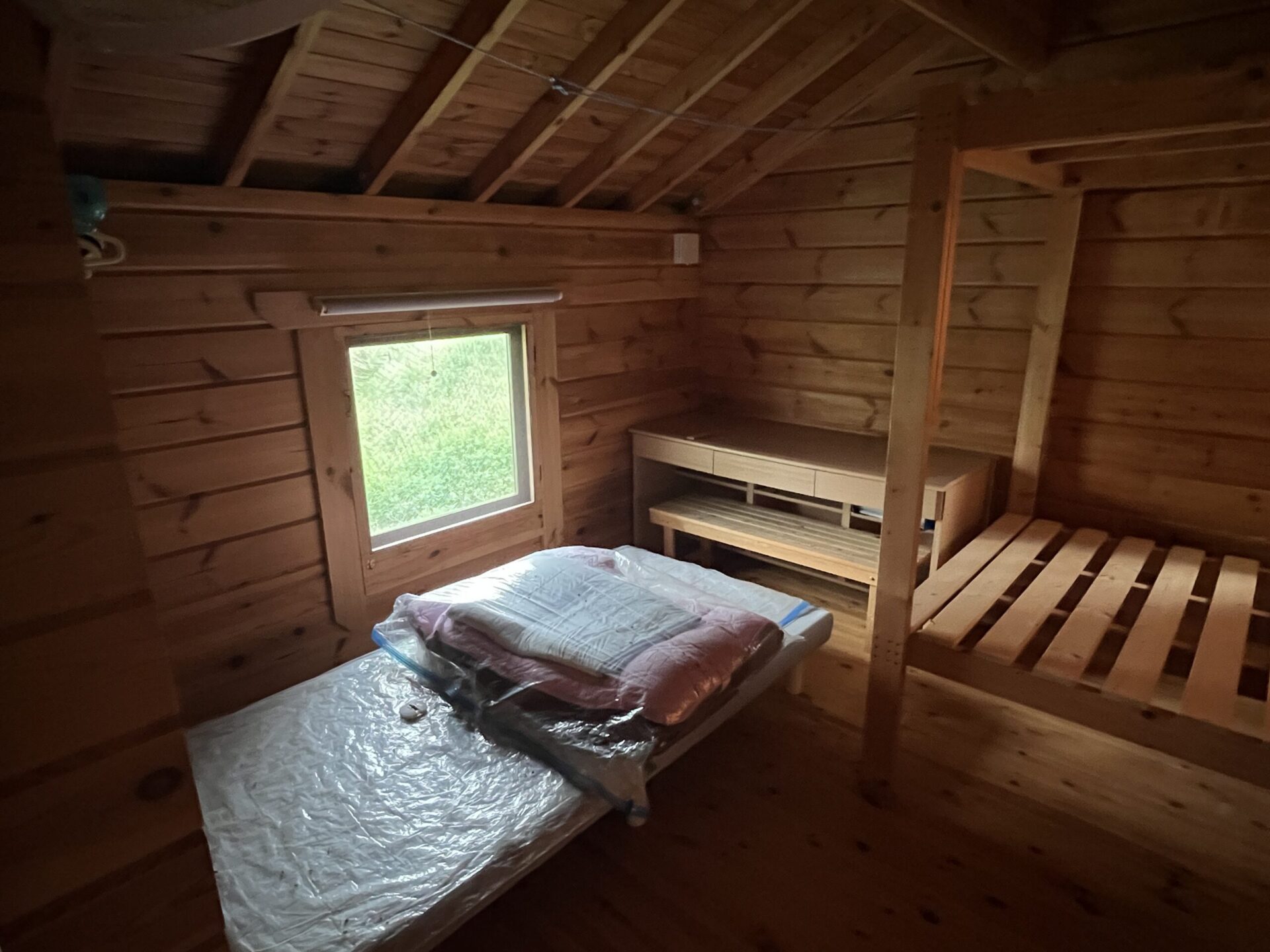 城辺長間 約1,000坪の土地と雄大な景色 木造 コテージ