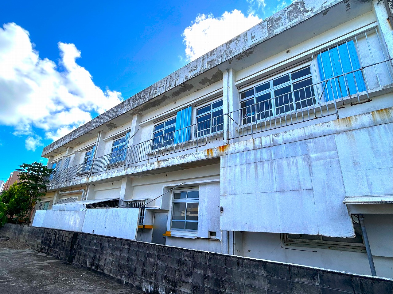 平良下里　合同庁舎近くの県道190号線沿い　RCB造