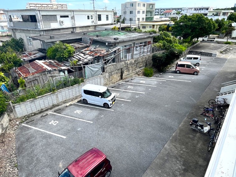 平良下里　RCB造　3階建15戸 　アパート