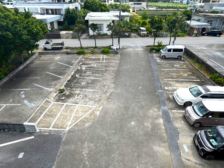 平良下里　RCB造　3階建15戸 　アパート