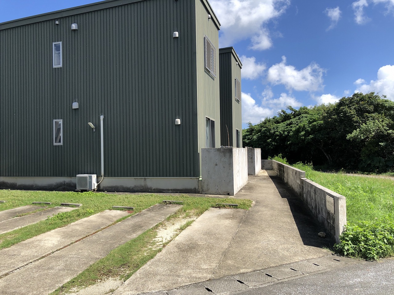 平良松原　木造　2階建4戸