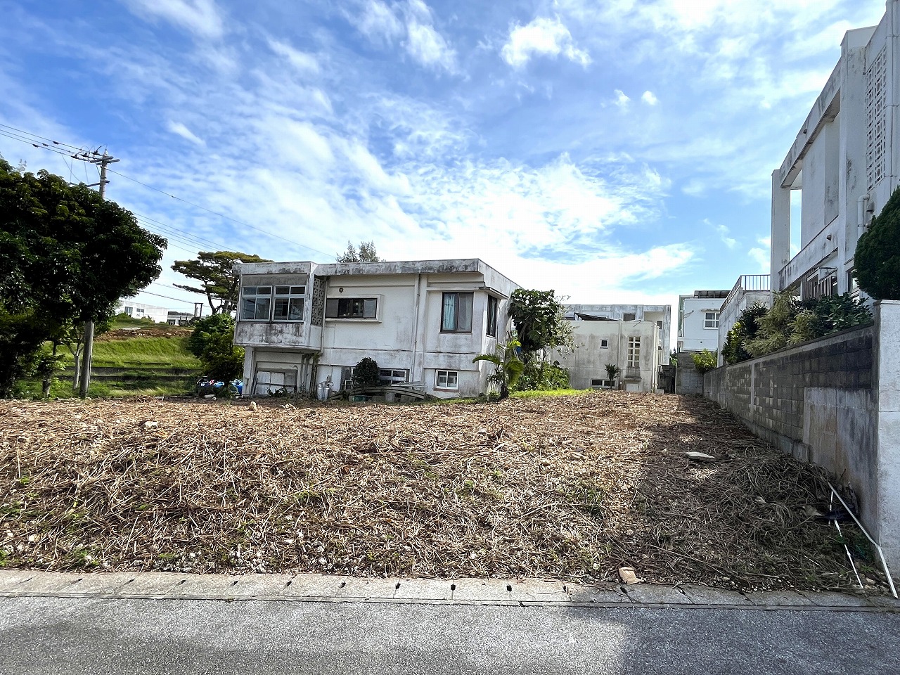 平良下里　大原南公園大通り沿いの角地　約133坪　宅地