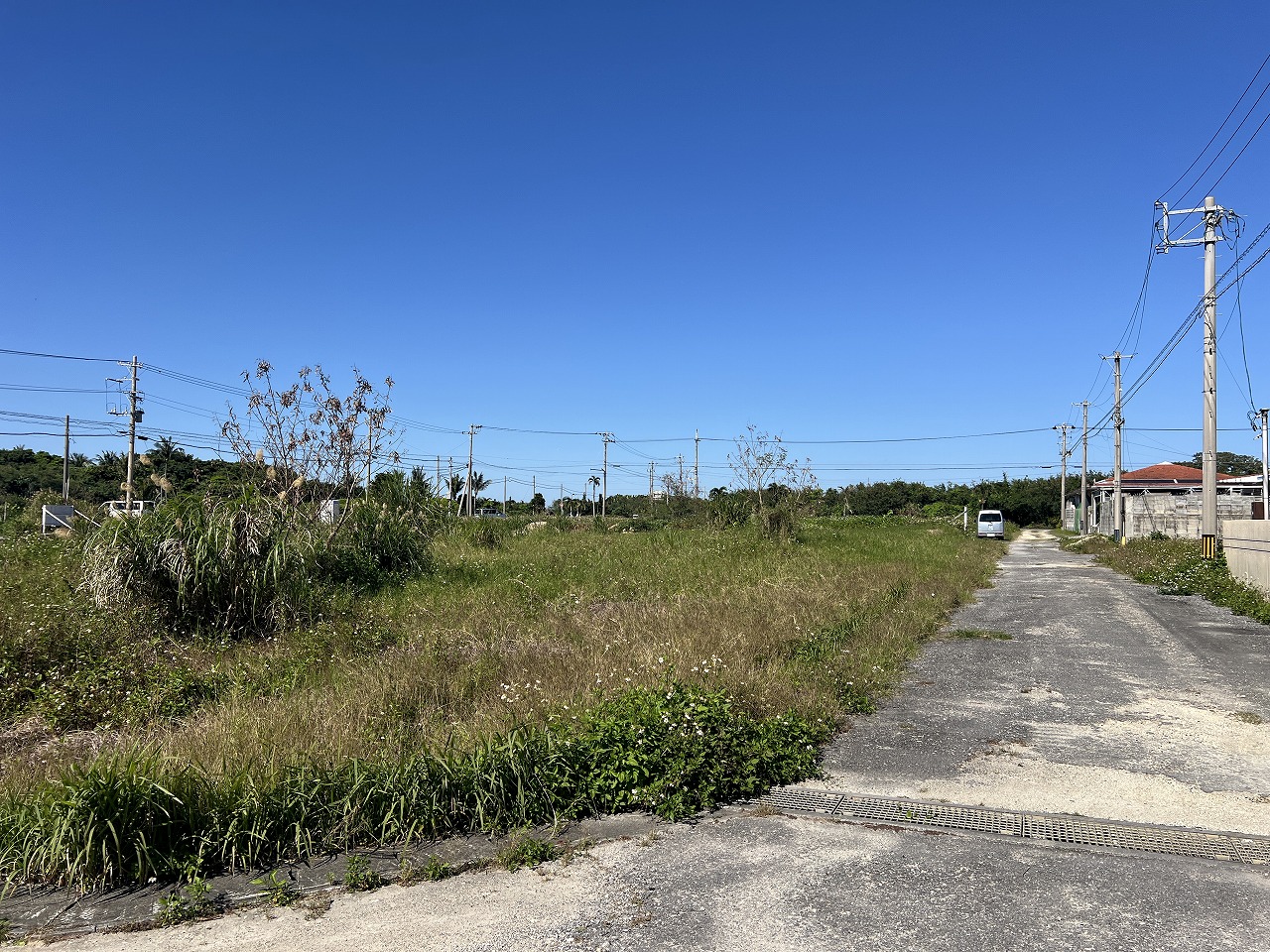 下地与那覇前浜ビーチ徒歩7分　約695坪　雑種地