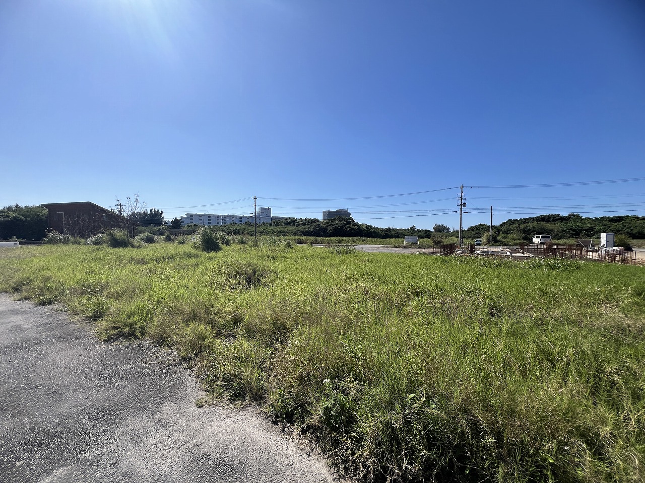 下地与那覇前浜ビーチ徒歩7分　約695坪　雑種地