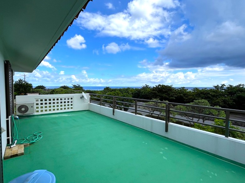 上野宮国リゾート分譲地内　土地約136坪　建物約40坪