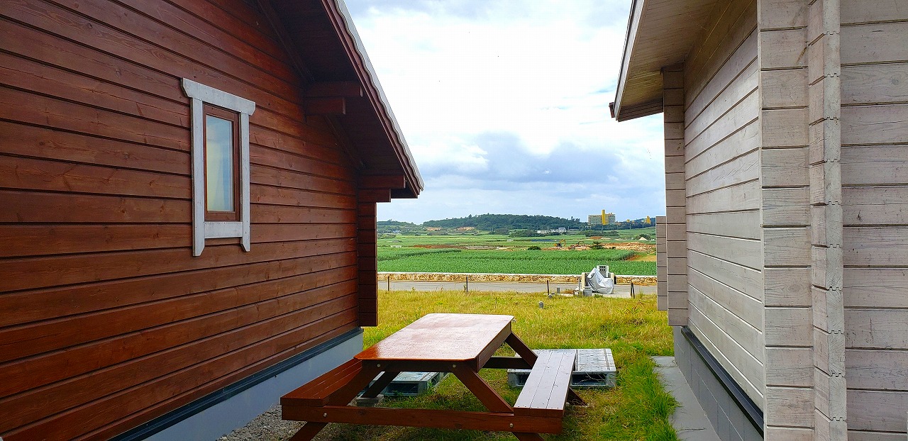 城辺長間 約1,000坪の土地と雄大な景色 木造 コテージ
