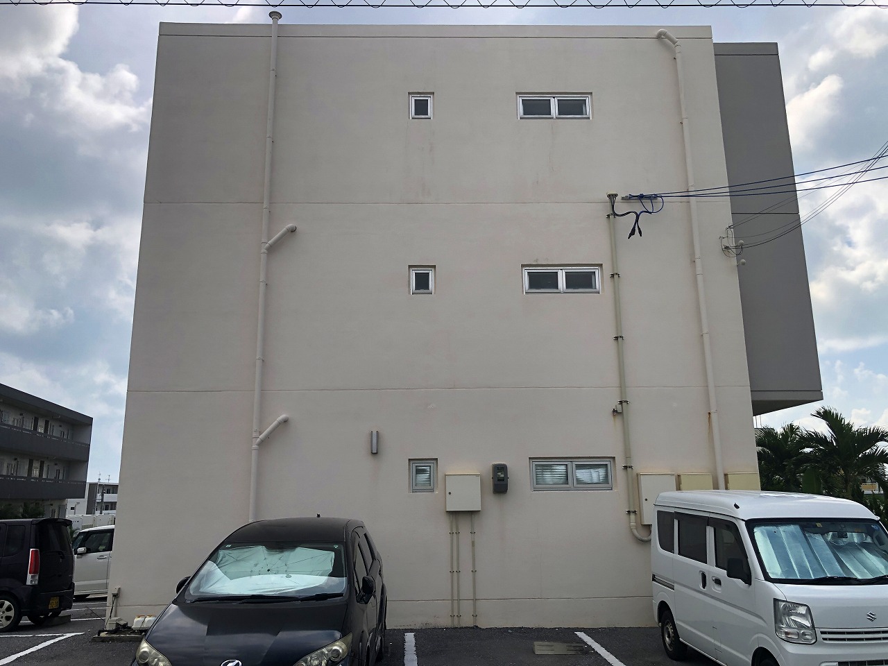 平良久貝　RC造　3階建12戸