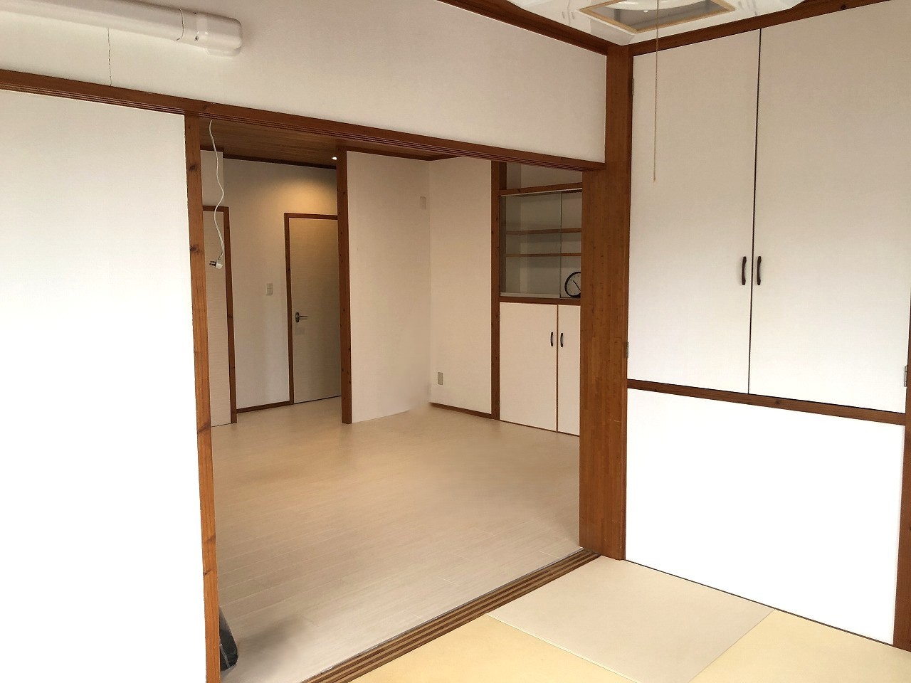 平良西里の平一小近く角地　建物23坪　土地約37坪