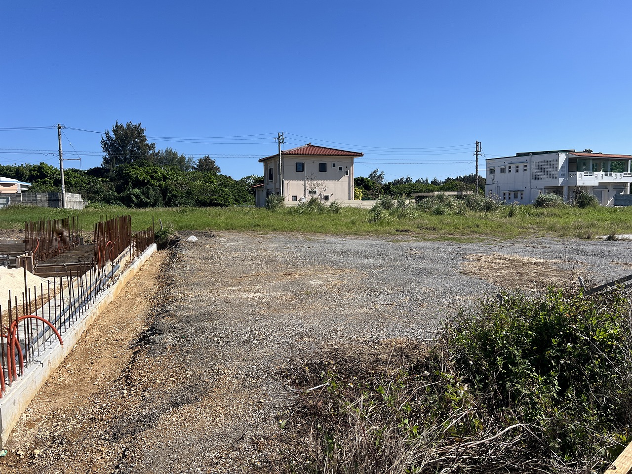 下地与那覇前浜ビーチ徒歩7分　約695坪　雑種地