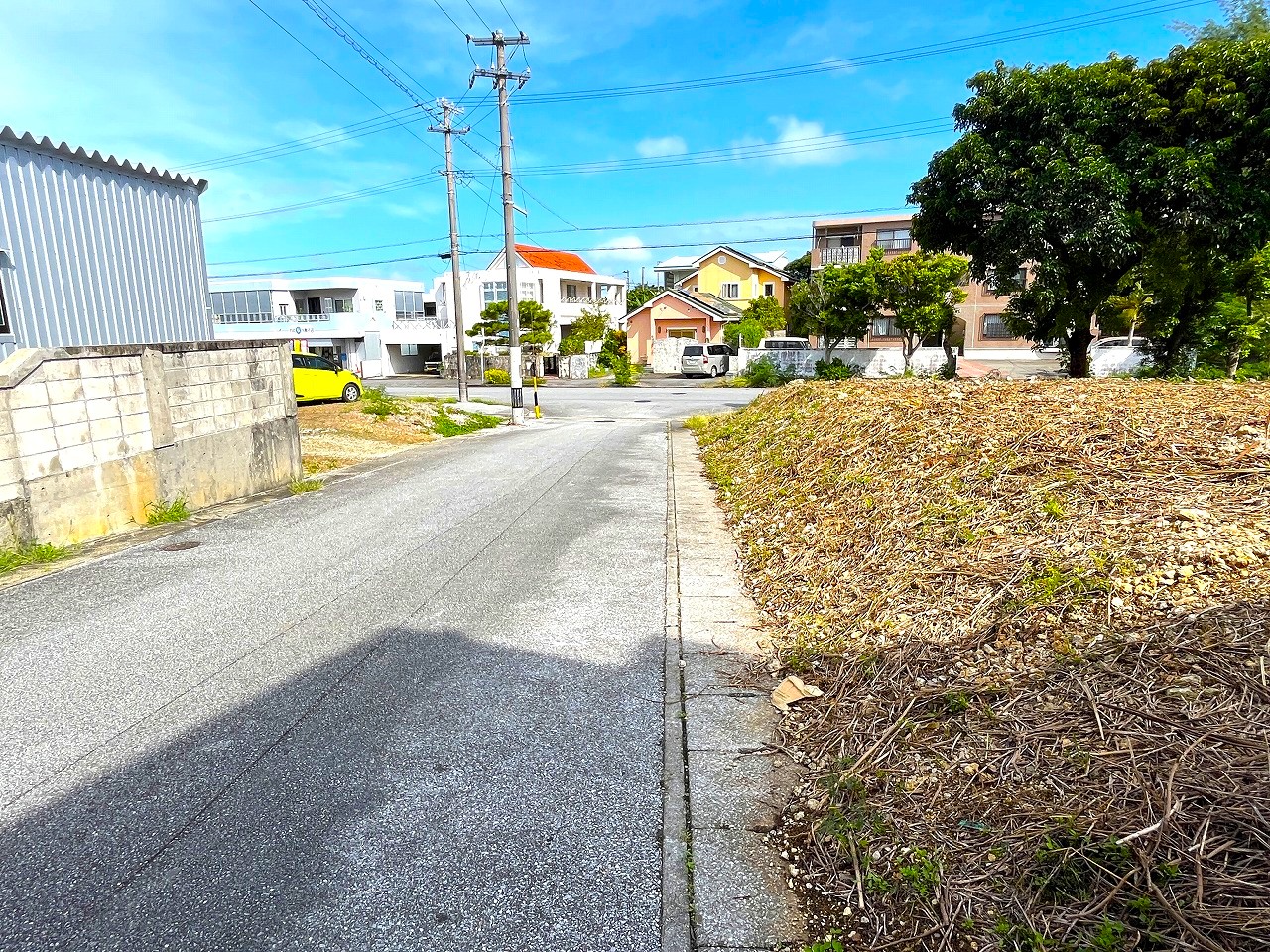 平良下里　大原南公園大通り沿いの角地　約133坪　宅地