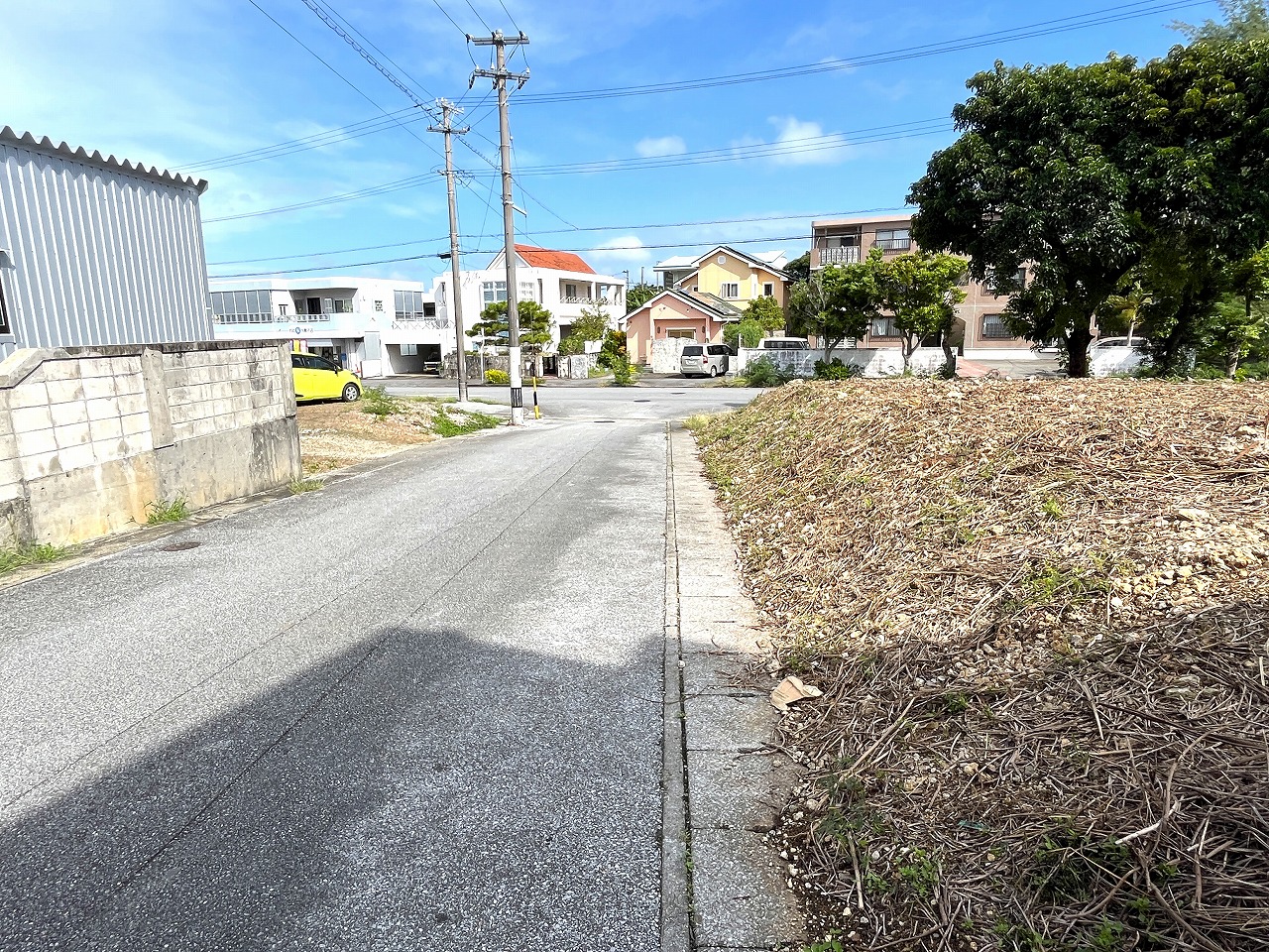 平良下里　大原南公園大通り沿いの角地　約133坪　宅地
