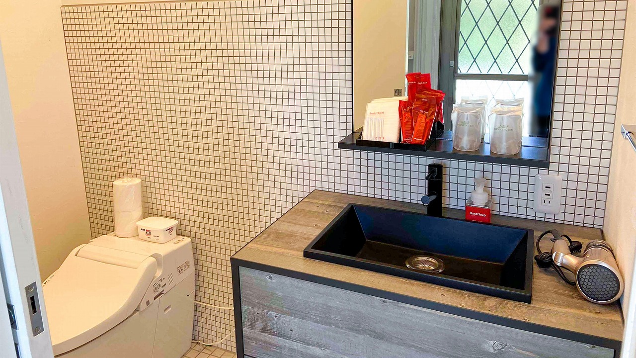 下地与那覇ヴィラ 軽量鉄骨造 ヴィラ3棟＋管理棟