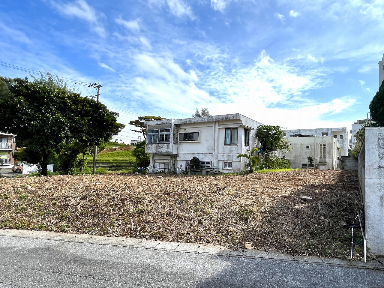 平良下里　大原南公園大通り沿いの角地　約133坪　宅地