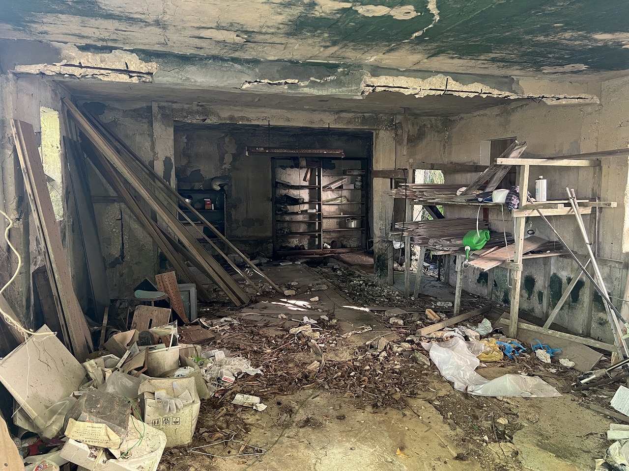 西仲宗根市民球場近く 約140坪 古家あり