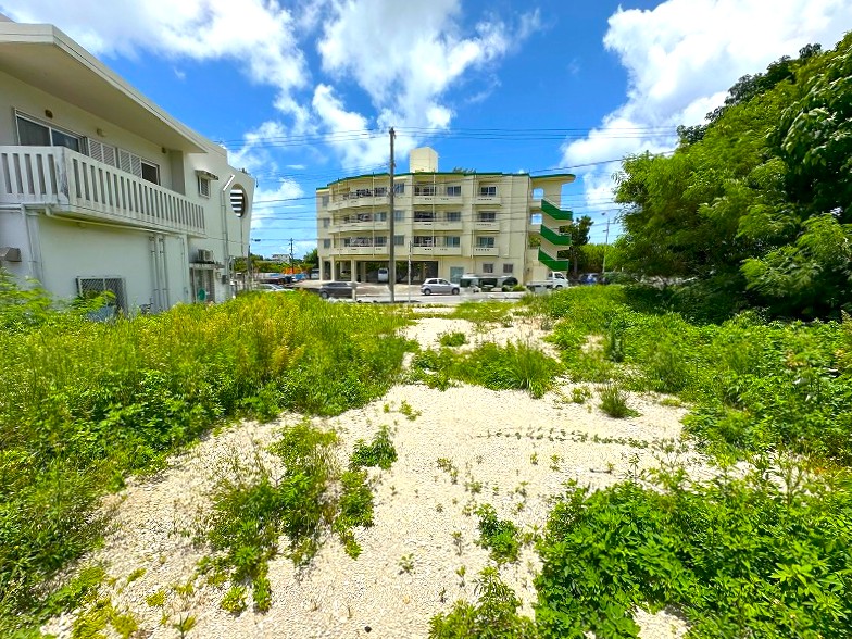 平良西仲宗根　県道83号線沿い　約194坪　雑種地