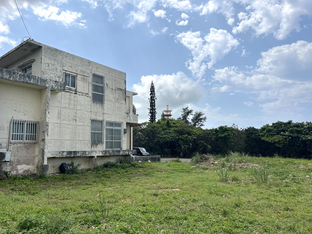 平良東仲宗根　盛加越公園横　約278坪