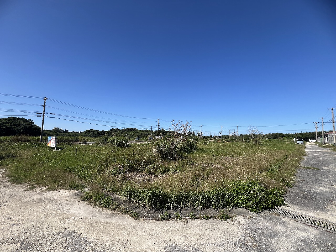 下地与那覇前浜ビーチ徒歩7分　約695坪　雑種地