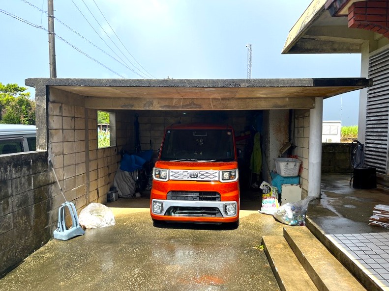 城辺長間 城辺線入ってすぐ RCB造 平屋建4DK 建物23.5坪 土地94坪