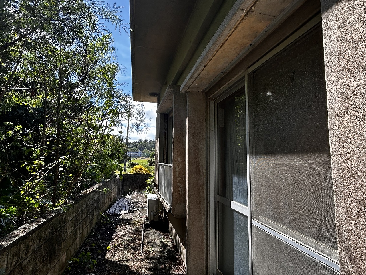 平良西仲宗根 陸上競技場近　RCB造平屋建3K 建物24坪 土地111坪