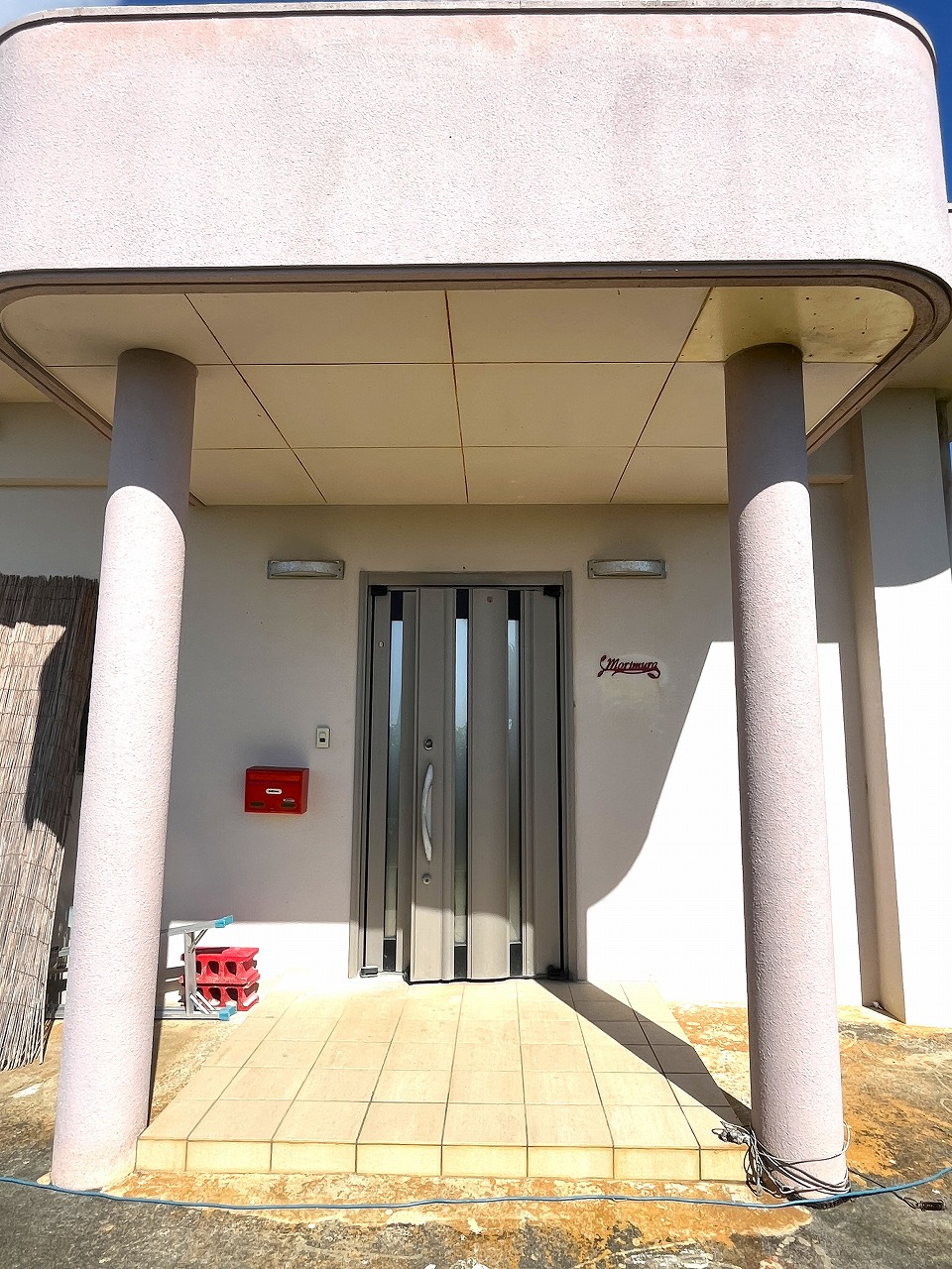 下地与那覇 来間大橋近く　RCB造平屋建/2世帯＋離れ 建物34.5坪 土地300坪