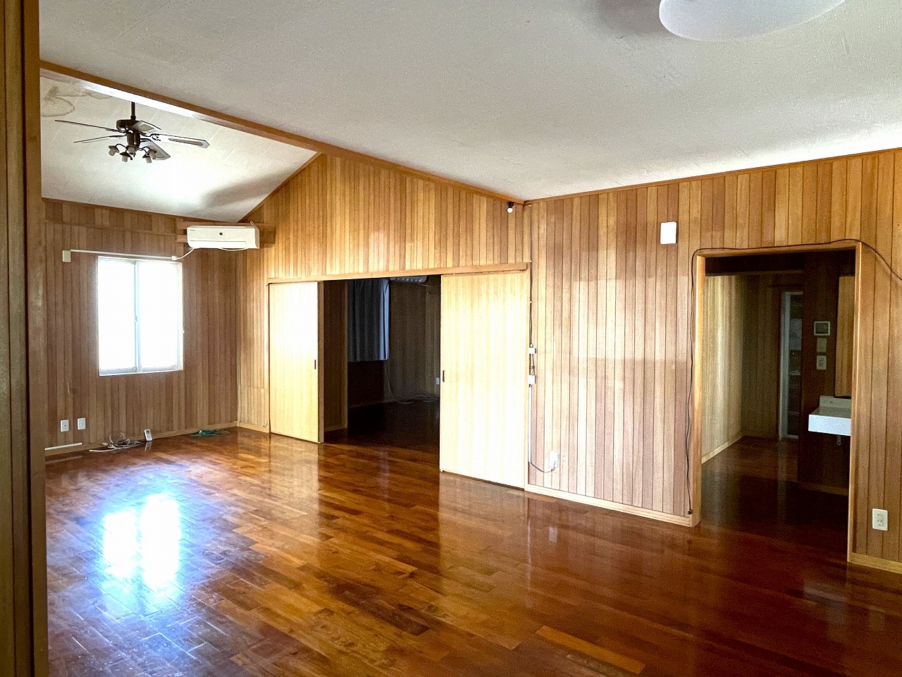 西里 ジャンジャンの通り 1F事務所・2F住居 建物68坪 土地80坪