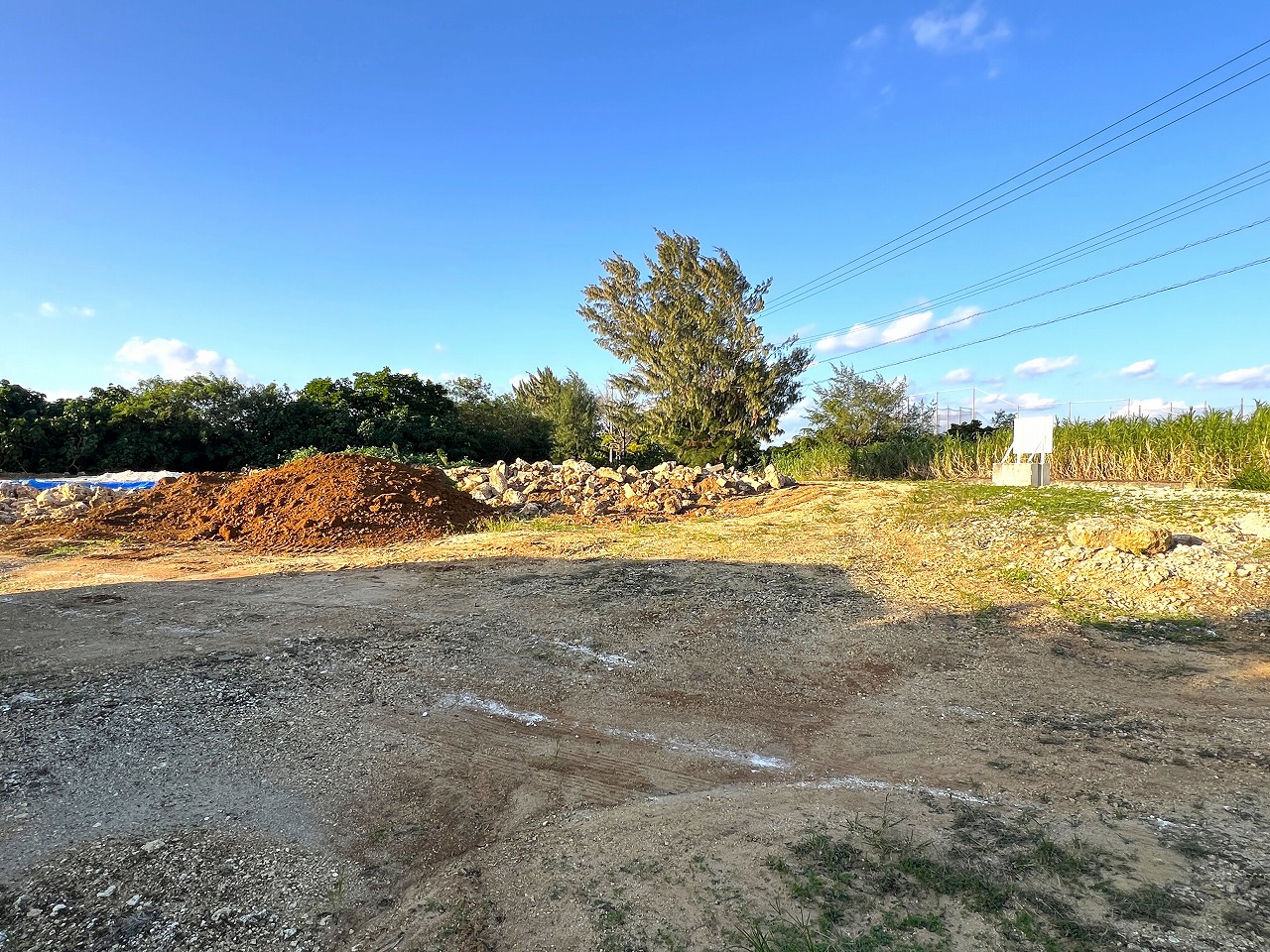 伊良部長浜　海峡を望む半島を独り占め　654坪　原野