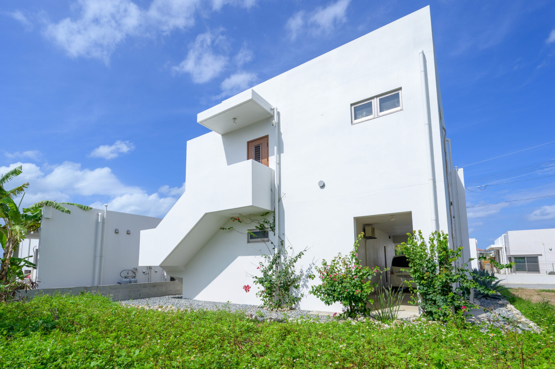 【価格改定！】平良松原　徳洲会病院近く RC造2階建 3LDK+店舗 建物34坪 土地55坪