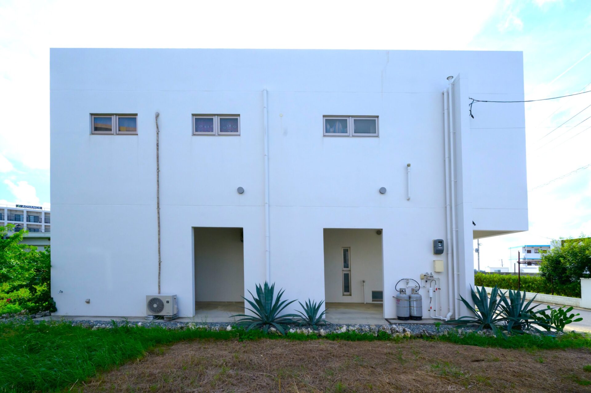 【価格改定！】平良松原　徳洲会病院近く RC造2階建 3LDK+店舗 建物34坪 土地55坪