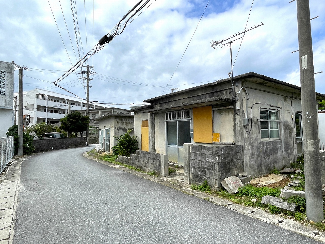 平良下里　カママミネ公園近く　更地引渡相談可　115坪　宅地