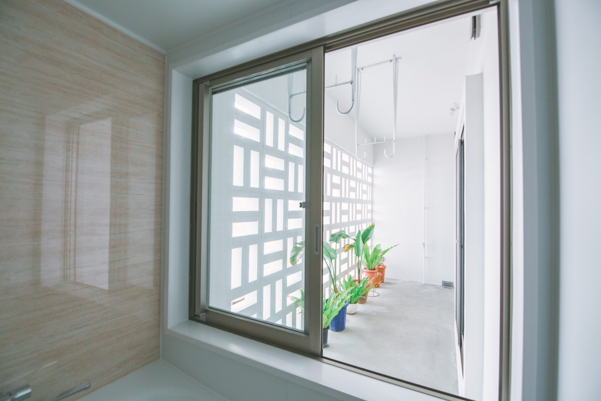 【価格改定！】平良松原　徳洲会病院近く RC造2階建 3LDK+店舗 建物34坪 土地55坪