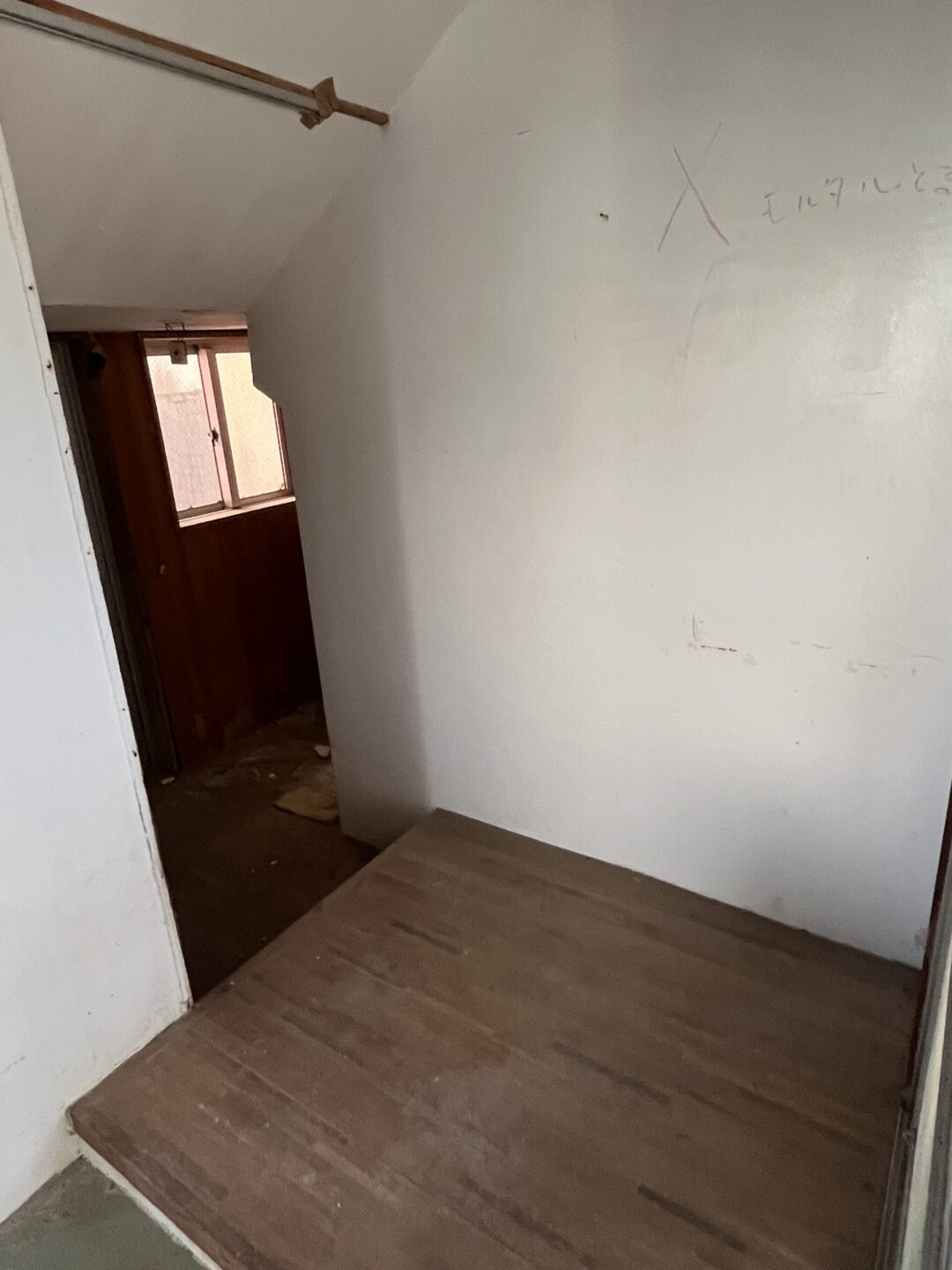 平良西里　マティダ市民劇場近く RCB造4階建て  建物76坪 土地50坪