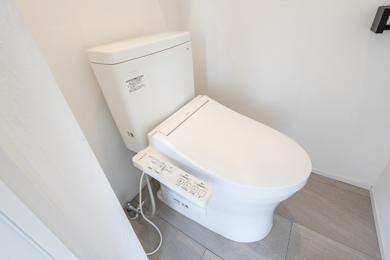 伊良部前里添 2階から海一望ﾘﾉﾍﾞｰｼｮﾝ住宅RC造2LDK 建物25坪 土地33坪