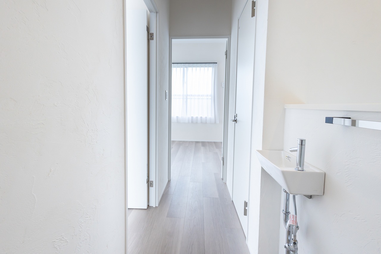 伊良部前里添 2階から海一望ﾘﾉﾍﾞｰｼｮﾝ住宅RC造2LDK 建物25坪 土地33坪