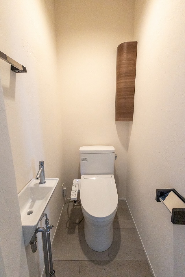 伊良部前里添 2階から海一望ﾘﾉﾍﾞｰｼｮﾝ住宅RC造2LDK 建物25坪 土地33坪