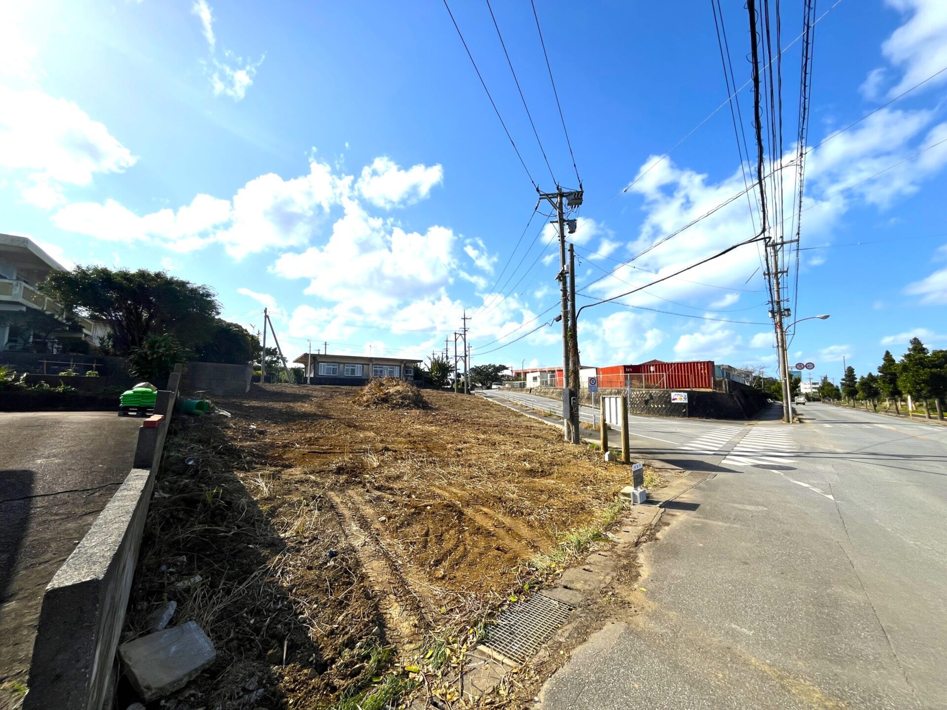 下地 与那覇湾に面して海が望める角地　284坪　原野