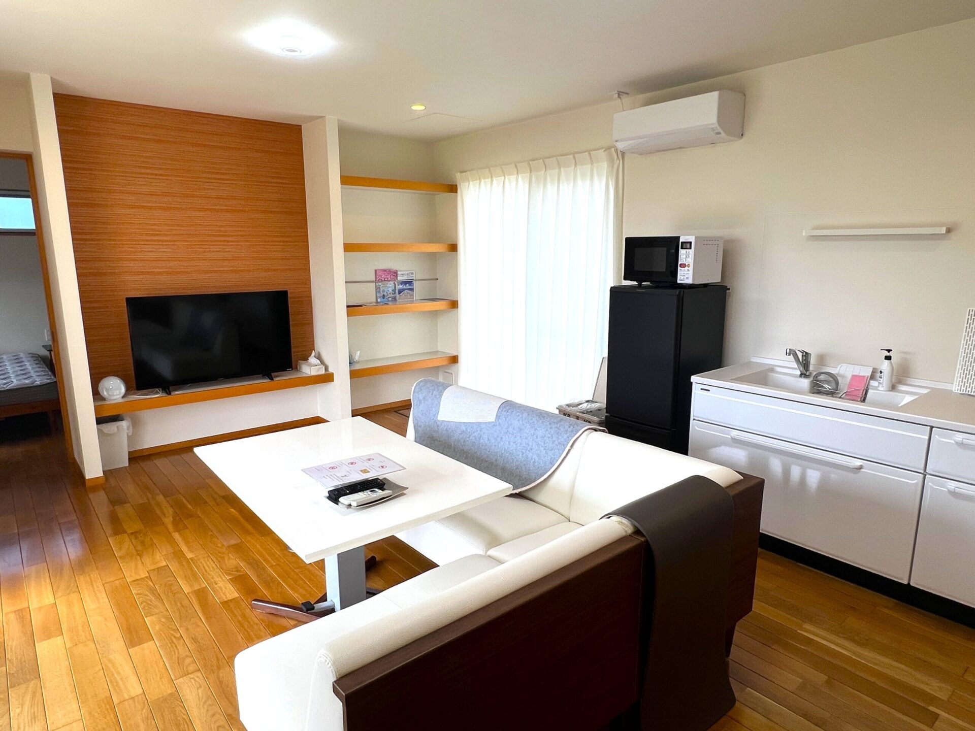 平良狩俣　平屋4棟CB造 1LDK×3棟・2LDK×1棟　建物71坪 土地418坪