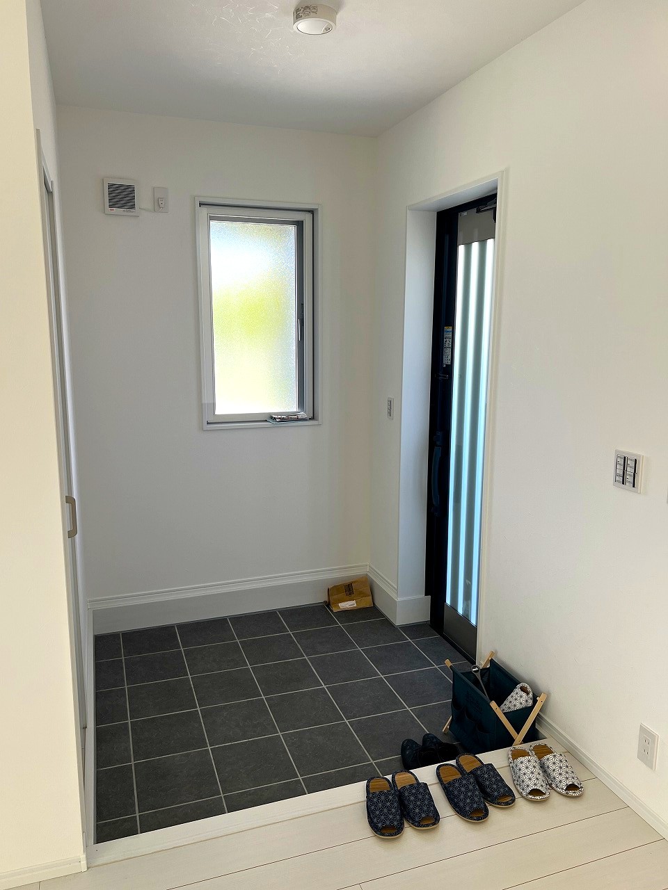 東仲宗根添　築浅　RC造平屋建3LDK　建物25坪　土地162坪