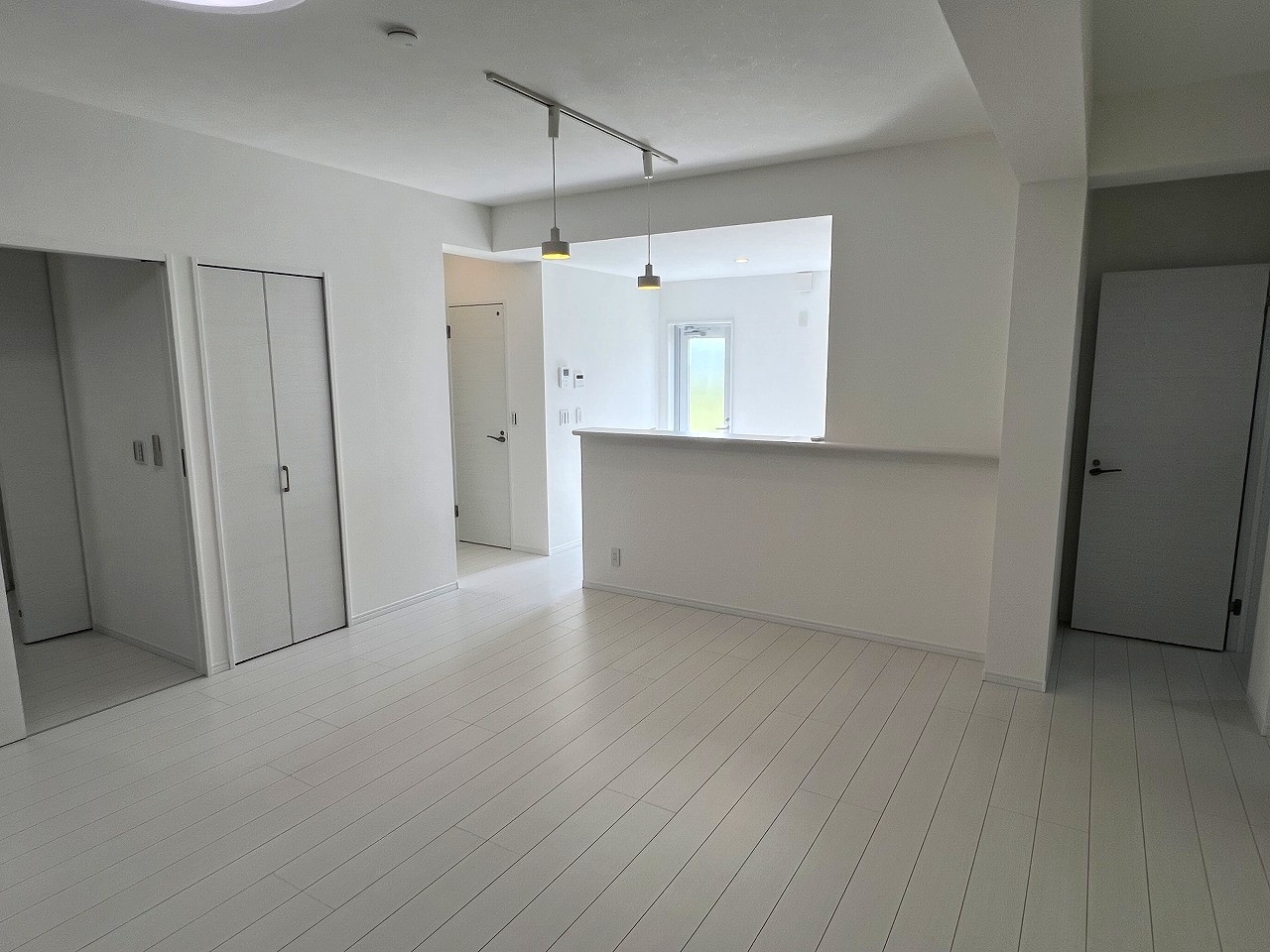 東仲宗根添　築浅　RC造平屋建3LDK　建物25坪　土地162坪