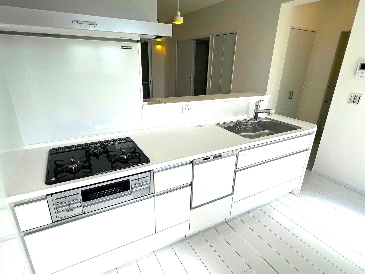 東仲宗根添　築浅　RC造平屋建3LDK　建物25坪　土地162坪