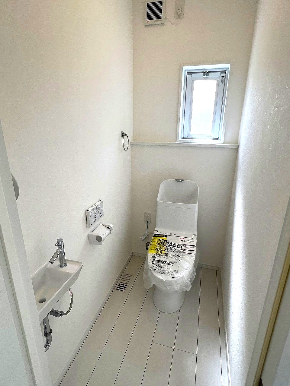 東仲宗根添　築浅　RC造平屋建3LDK　建物25坪　土地162坪