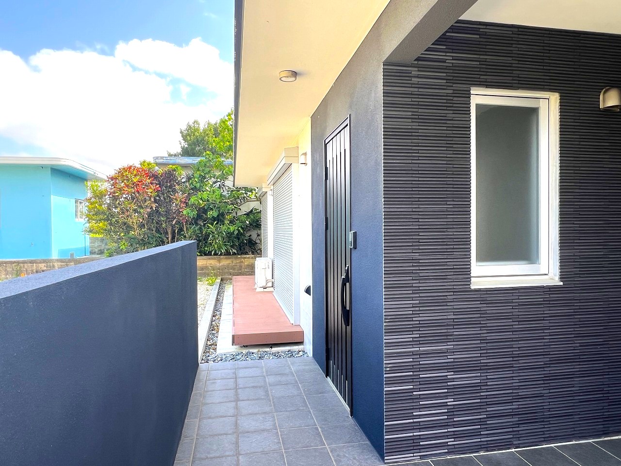 東仲宗根添　築浅　RC造平屋建3LDK　建物25坪　土地162坪