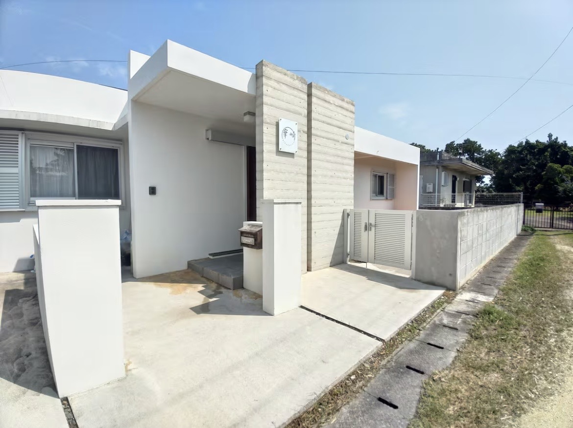 平良荷川取　砂山ビーチ近く RC造平屋建4LDK 建物30坪 土地85坪