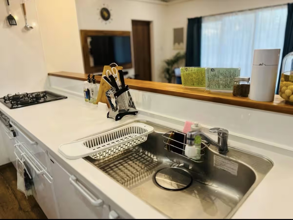 平良荷川取　砂山ビーチ近く RC造平屋建4LDK 建物30坪 土地85坪