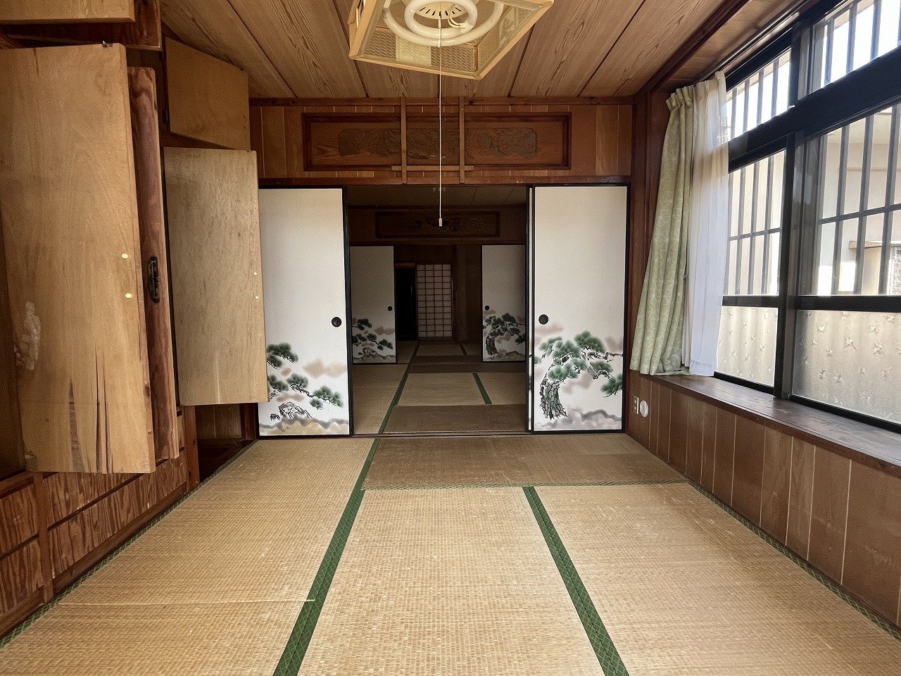 平良下里　平一小・下里大通り入口近く店舗住宅　建物58坪　土地76坪