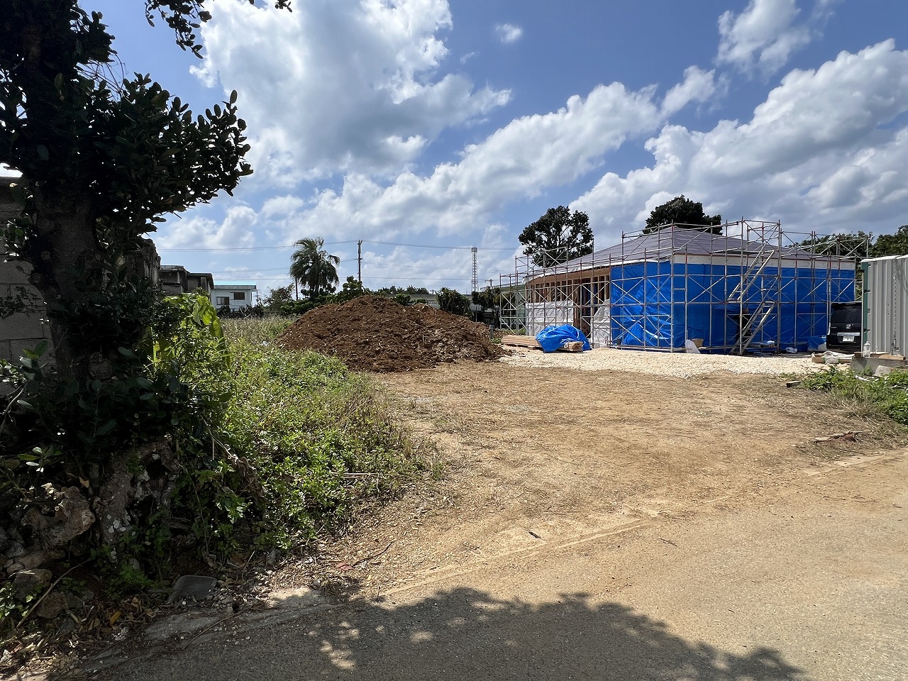 下地与那覇　サニツ浜近く集落内　85坪　宅地