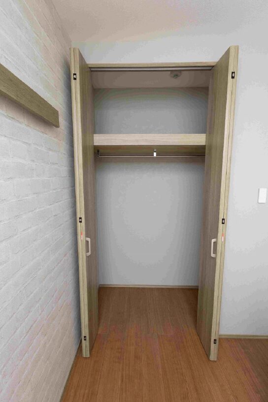 平良西里　市役所近く　築浅アパート20戸　土地255坪　建物167坪