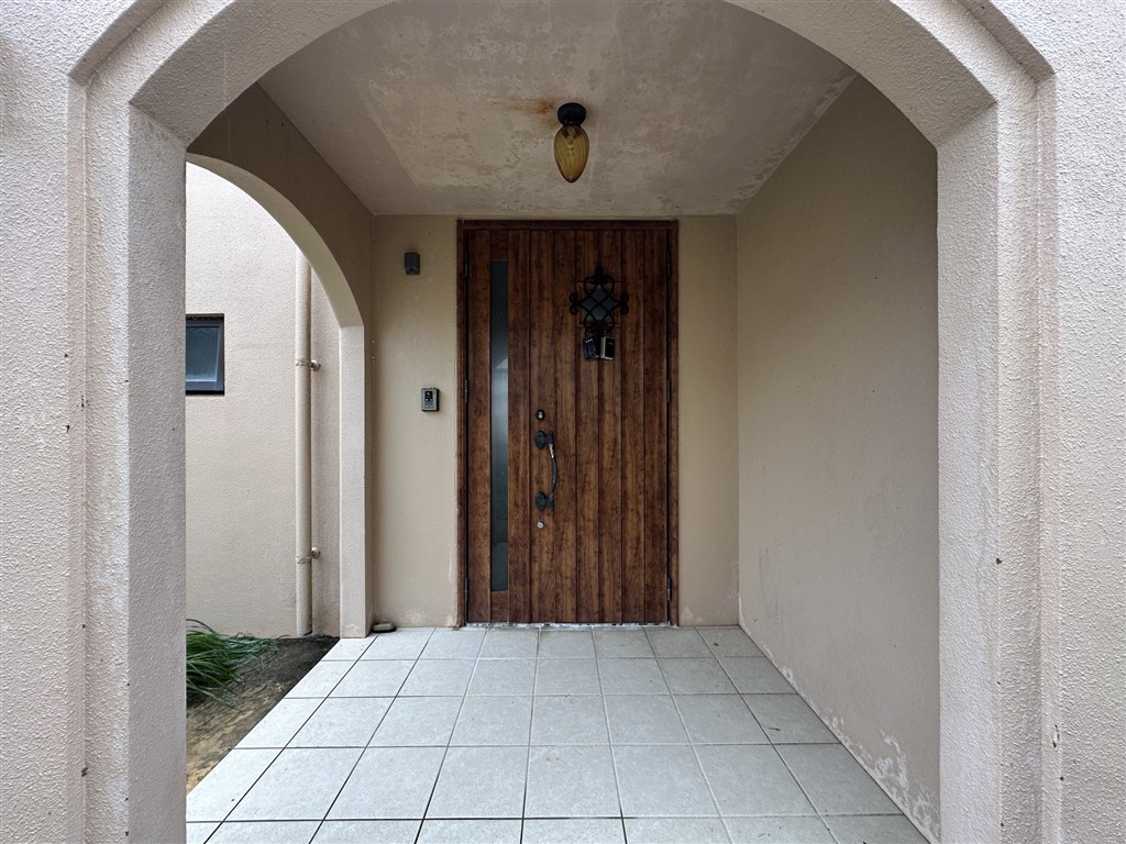 池間島 ｵｰｼｬﾝﾋﾞｭｰ簡易宿泊所許可取得済み RC造2階建 建物55坪 土地110坪　