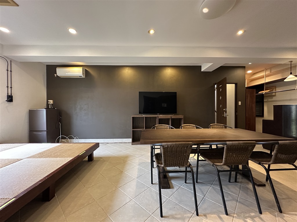 池間島 ｵｰｼｬﾝﾋﾞｭｰ簡易宿泊所許可取得済み RC造2階建 建物55坪 土地110坪　