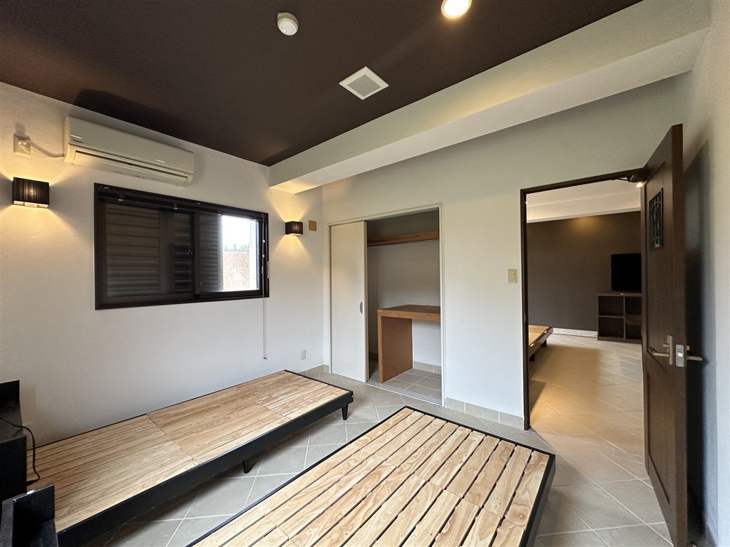 池間島 ｵｰｼｬﾝﾋﾞｭｰ簡易宿泊所許可取得済み RC造2階建 建物55坪 土地110坪　